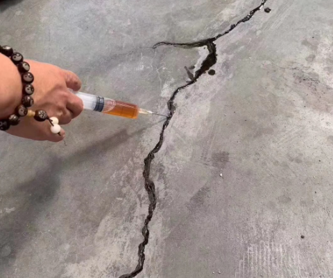 伊通混凝土裂缝修补技术详解​